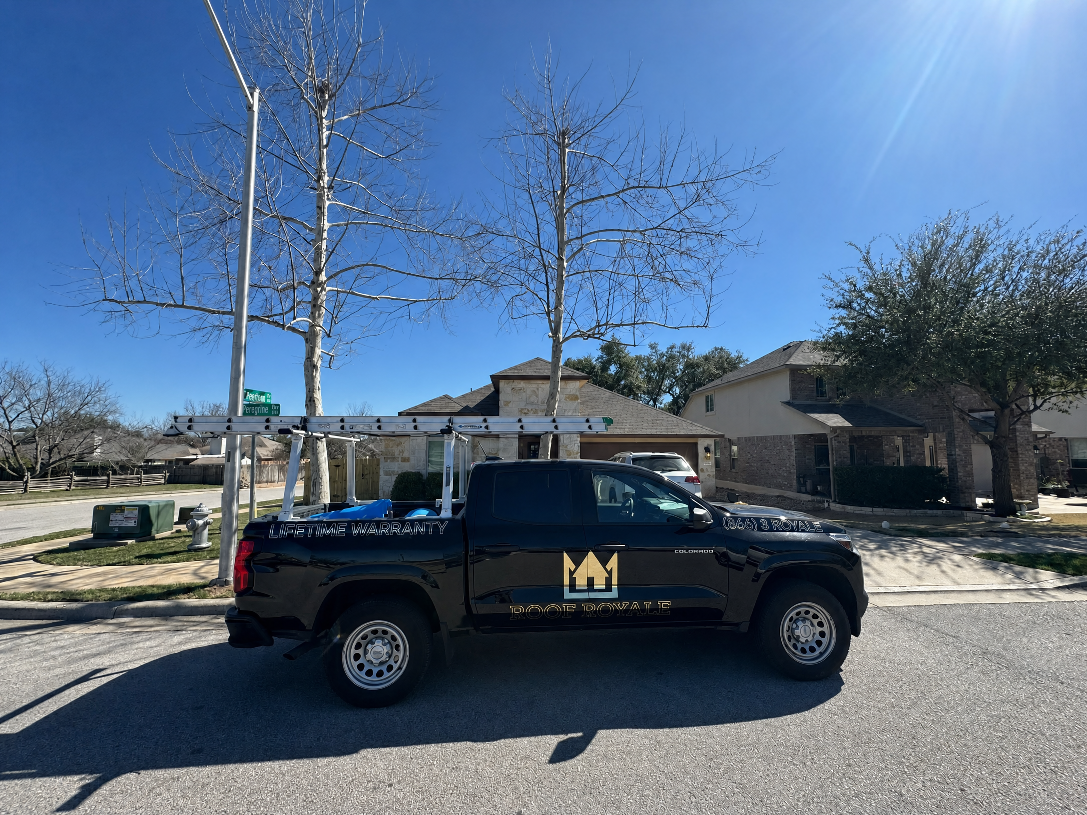 Roof Royale branded service truck in Texas